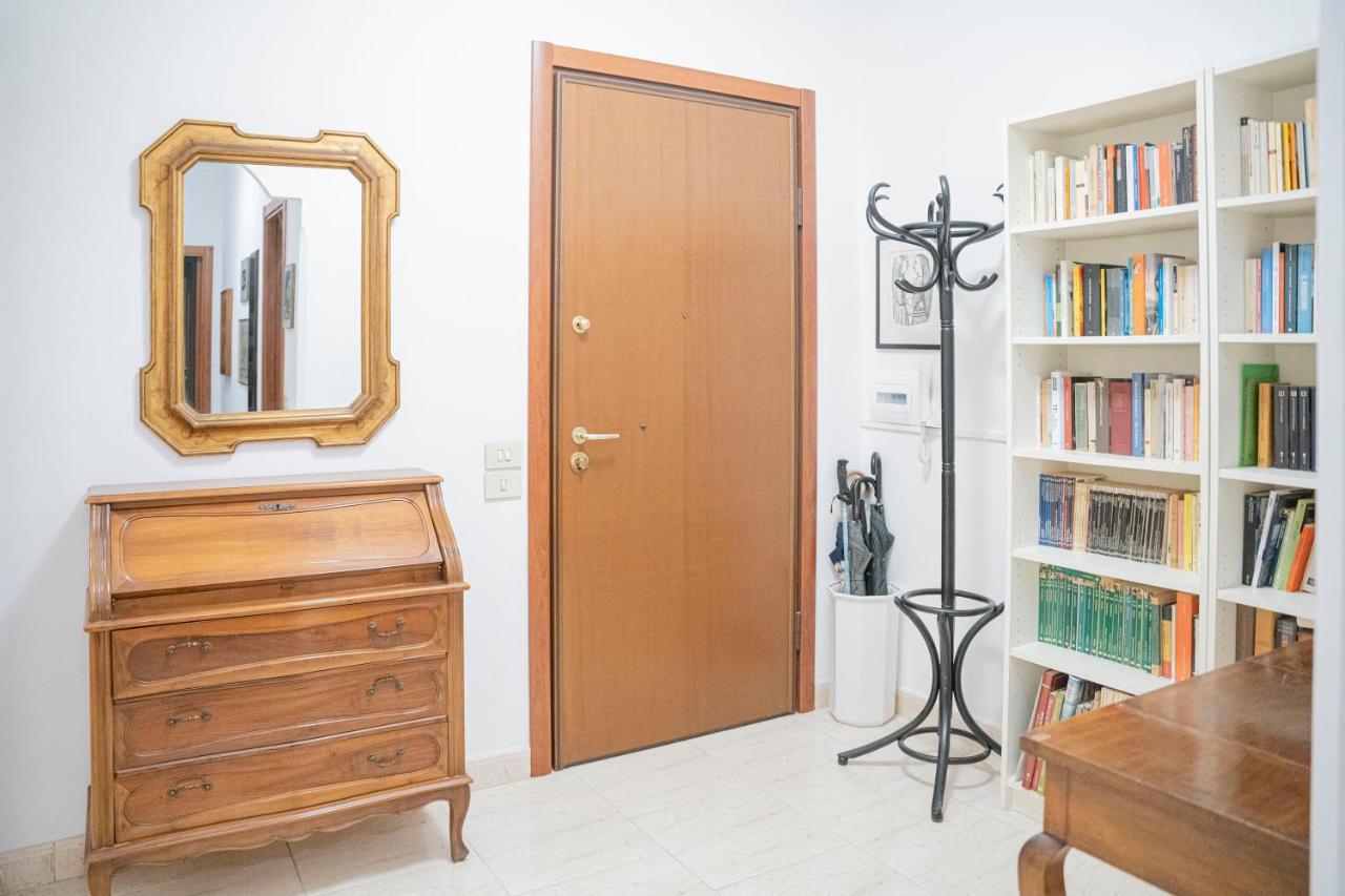 076 - Casa La Libreria, Centro Citta Di Chiavari, 500 Metri Da Mare E Spiagge - 2 Camere Da Letto Extérieur photo